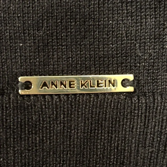 Anne Klein Black Knit Sleeveless Turtleneck - Picture 6 of 7